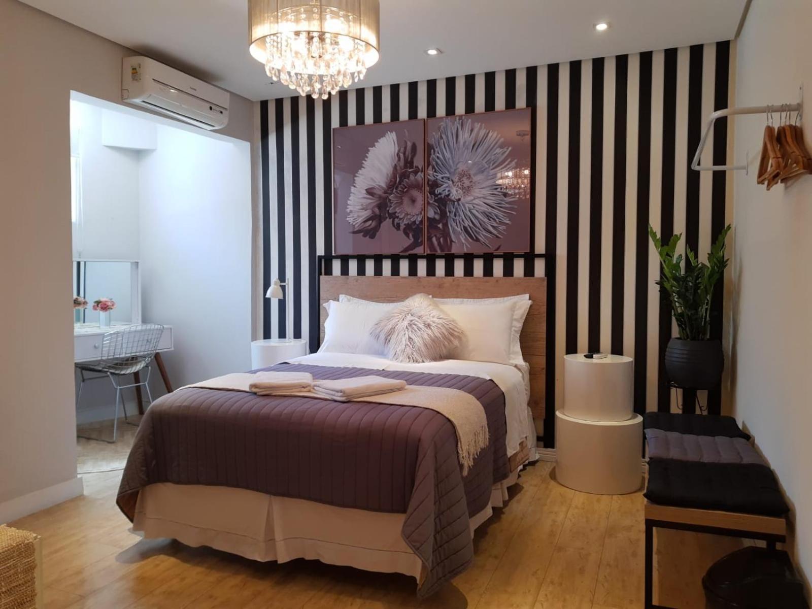 Live House Boutique — Photos 3